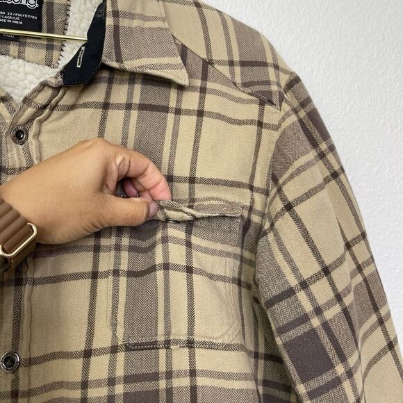 Billabong Mens Trucker Shirt/Jacket Small Tan Sherpa Lined Flannel Plaid Shacket - Picture 6 of 10